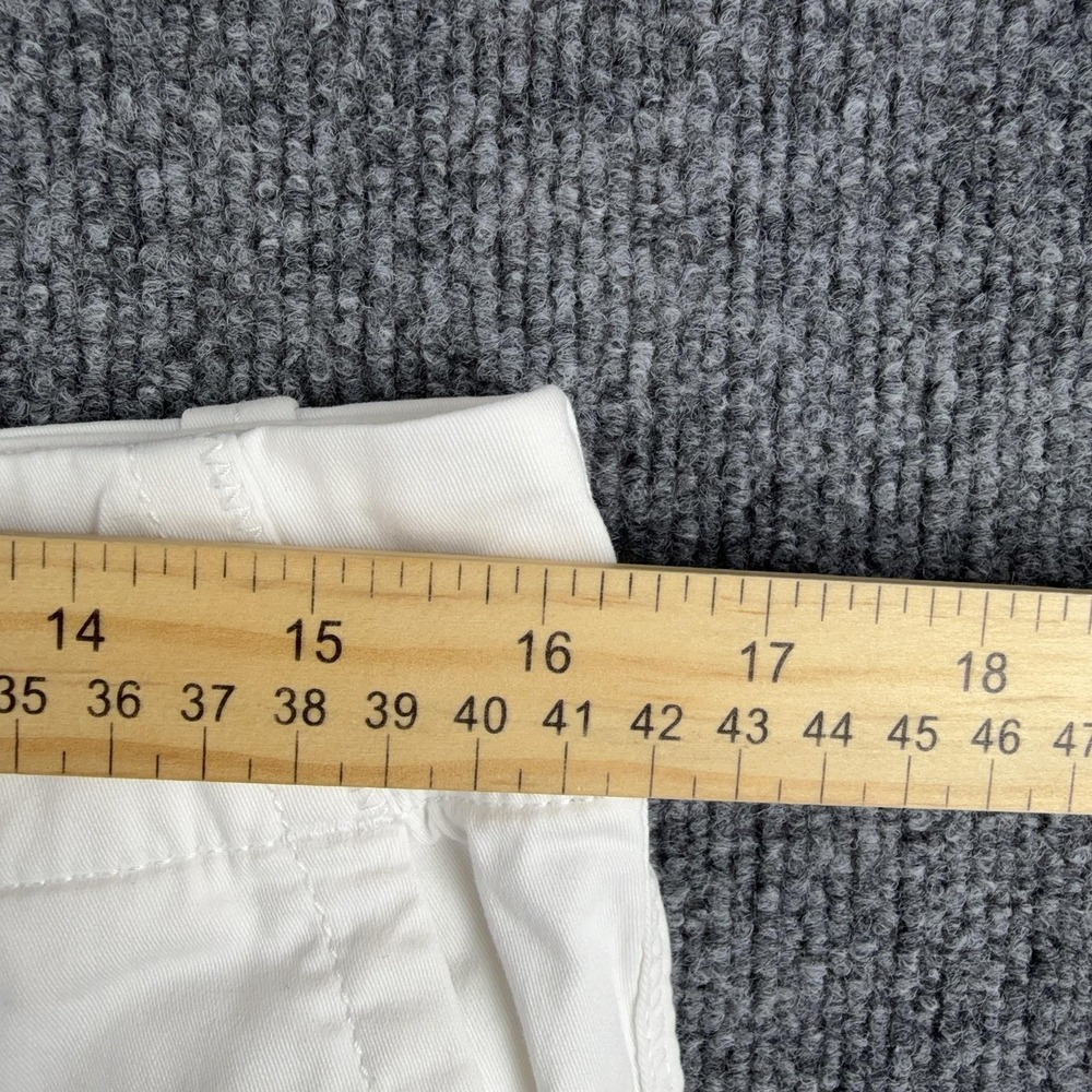Vineyard Vines Shorts Womens 4 White Chino Twill Stretch Logo Pockets Casual - Picture 7 of 10